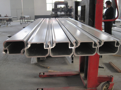 青島鋁欄桿扶手管現貨，不銹鋼制品詳情解析